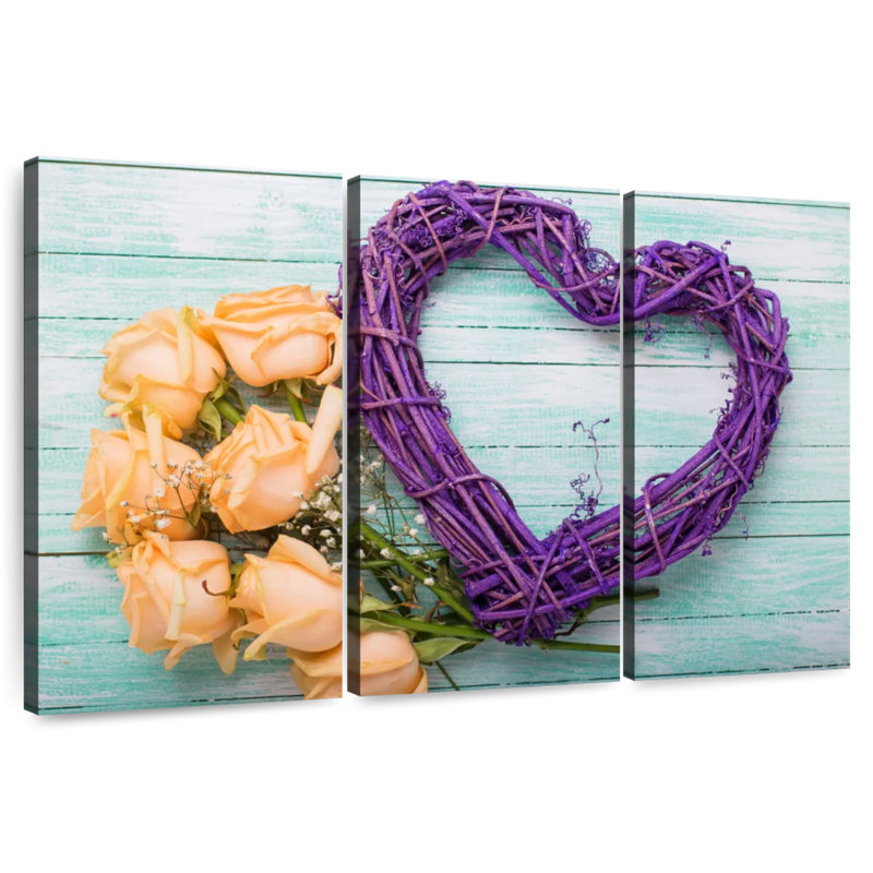 Hardie Decorative Heart And Roses, 28" H x 45" W