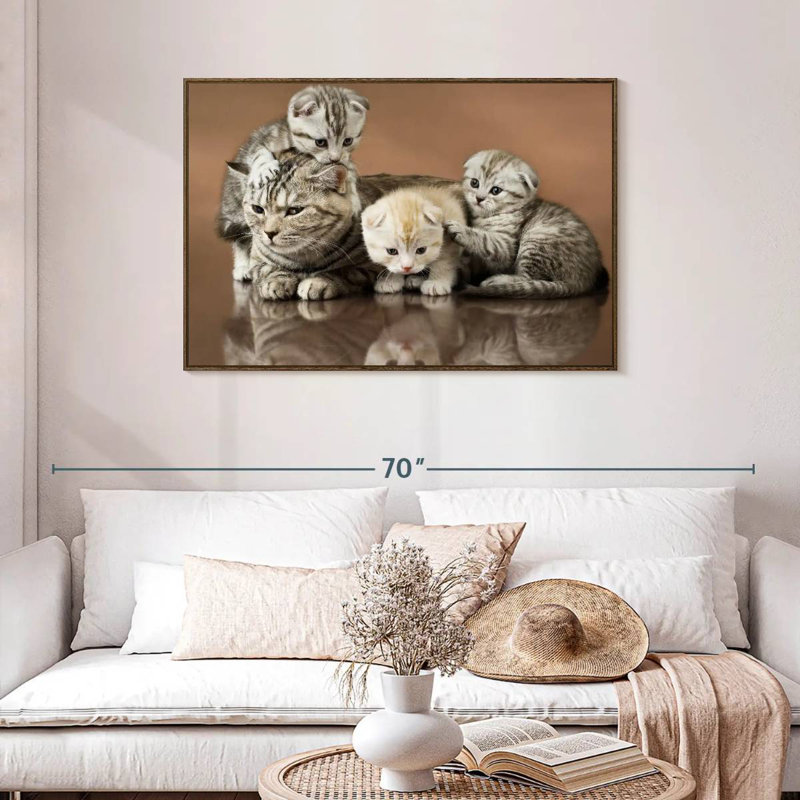 Famille de chats, Cadre flottant en noyer, 43 po x 29 po