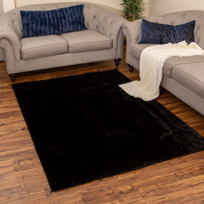 Tapis noir à poils longs Ballerini