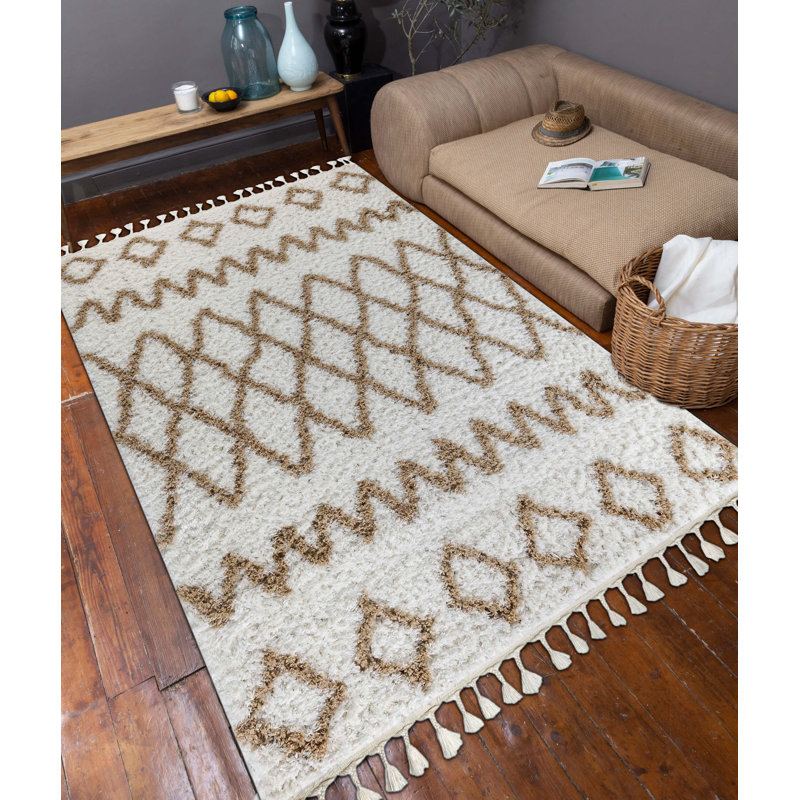 Soryn Southwestern Indoor Rug, Rectangle 6'7" x 9'7"