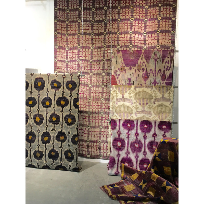 Rumi Ikat Hand-Knotted Silk Sunburst/Gray/Black Area Rug