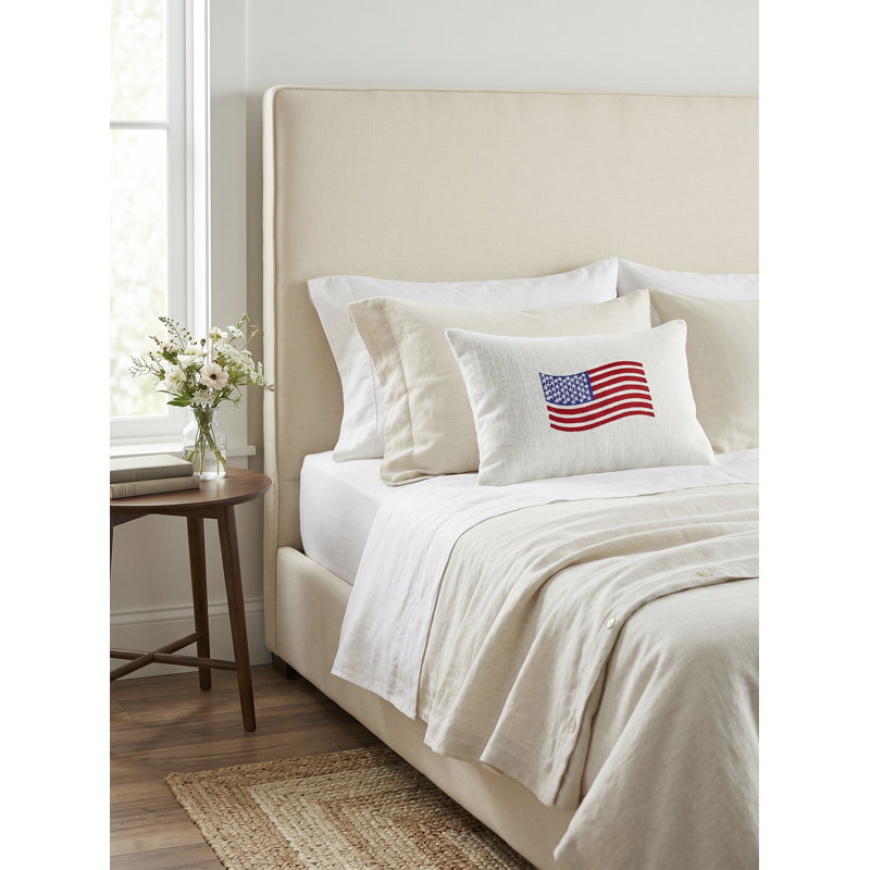 Coussin en lin brodé American Flag, Inférieur, 14 po x 20 po