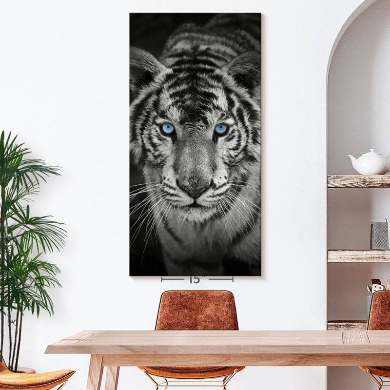 Tigre bleu sur toile, H 54 po x l 27 po x P 1,25 po
