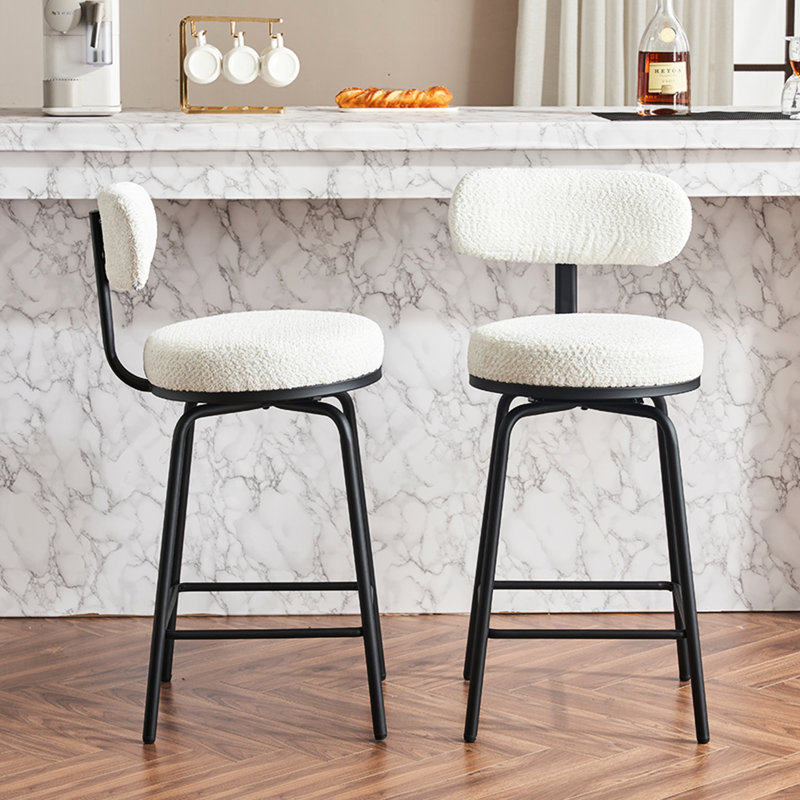 2 tabourets de bar pivotants à 360 °, bouclés blancs, rembourrés avec des pieds et un repose-pieds en métal robuste pour les chaises à hauteur de comptoir de la salle à manger, pivotant, cadre de cuisine
