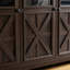Armoire latérale à 3 portes de style rétro avec verre et tablettes amovibles pour des solutions de rangement polyvalentes-996288978