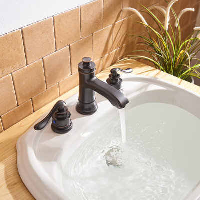 2-handle Bathroom Faucet with Drain Assembly