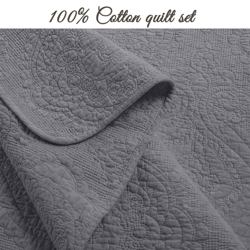 Solid Gray Chic Brocade Matelassé Medallion 3 Piece Cotton Quilt Bedding Set, King Quilt + 2 King Shams, Gray