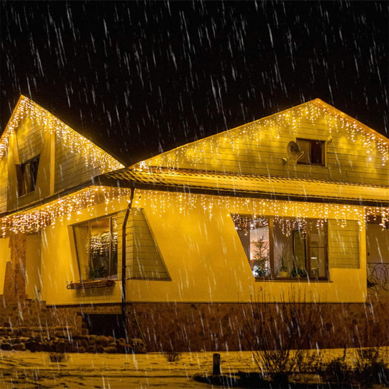Indoor / Outdoor Icicle Lights