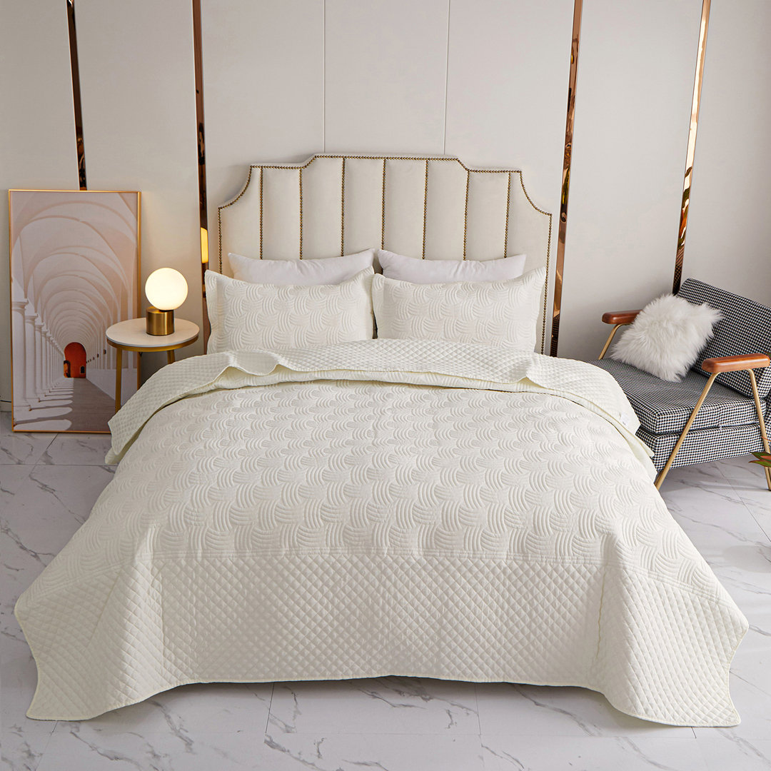 Quilted Quilt Set for Queen Beds (Off White/Blue) Kindred Home 