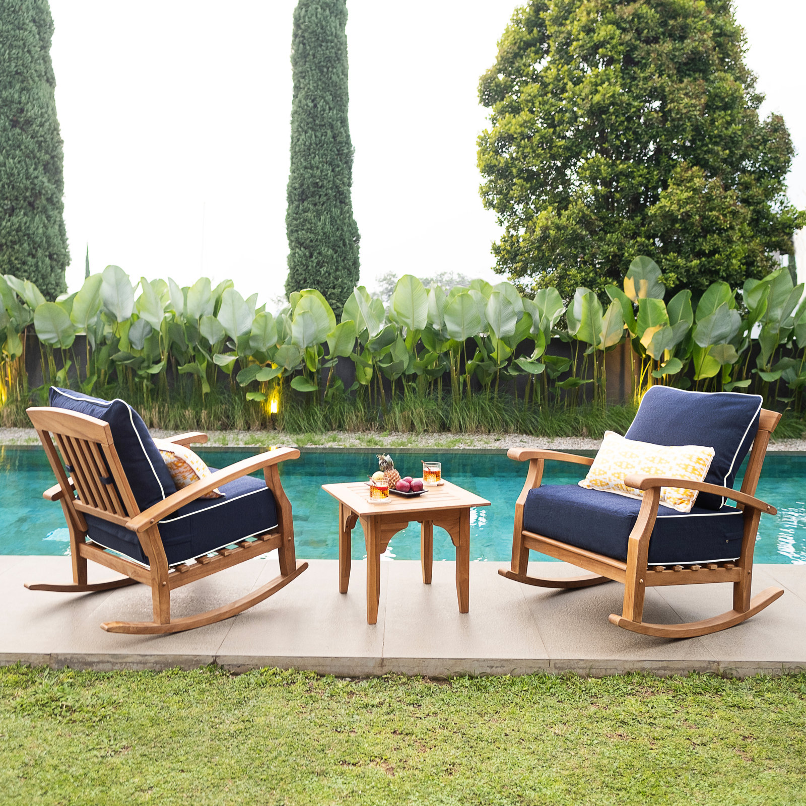 Summerton Seating Group with Cushions , Natural/Navy White Piping