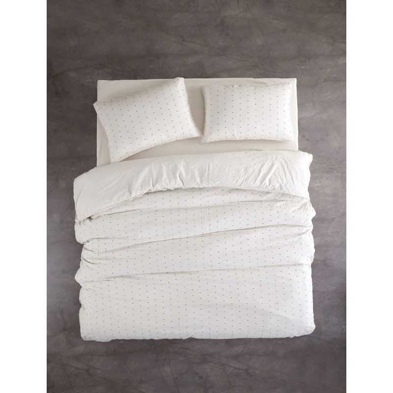 Quiltisse Striped Bedspread with Pillowcases Included, Single XXL Bedspread + 1 Standard Pillowcase
