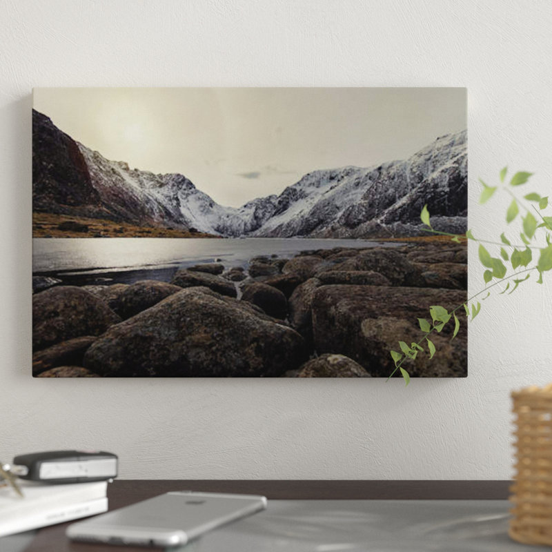 « lofoten, norvège vii », reproduction de photo sur toile, H 8 po x l 12 po x P 0,75 po, Toile tendue