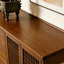 Buffet de style rétro et minimaliste-1909611339
