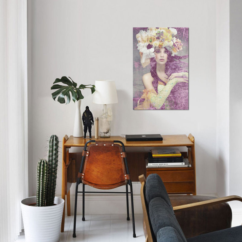 «Flower Lady», impression sur toile, H 60 po x l 40po x P 1,5 po, Toile tendue