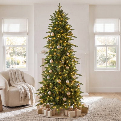 Pre-Lit Spruce Christmas Tree