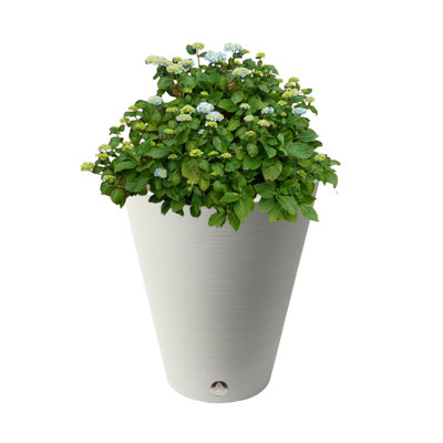 Cara Ribbed Composite Pot Planter