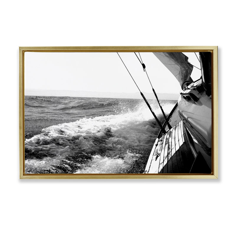  Boat & Splashing Wake Canvas by Kyle, H 17 po x l 25 po, Cadre flottant métallique doré