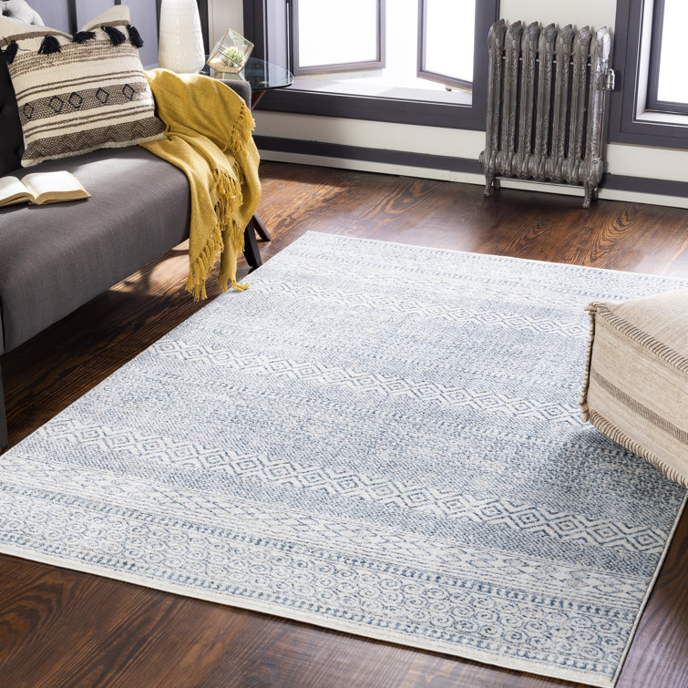 Aavyn Geometric Indoor Rug