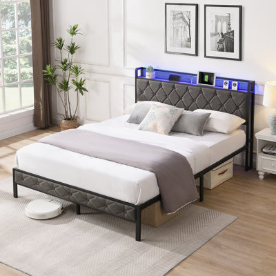 Tête de lit avec rangement, station de charge et lumières DEL, lit plateforme tapissier