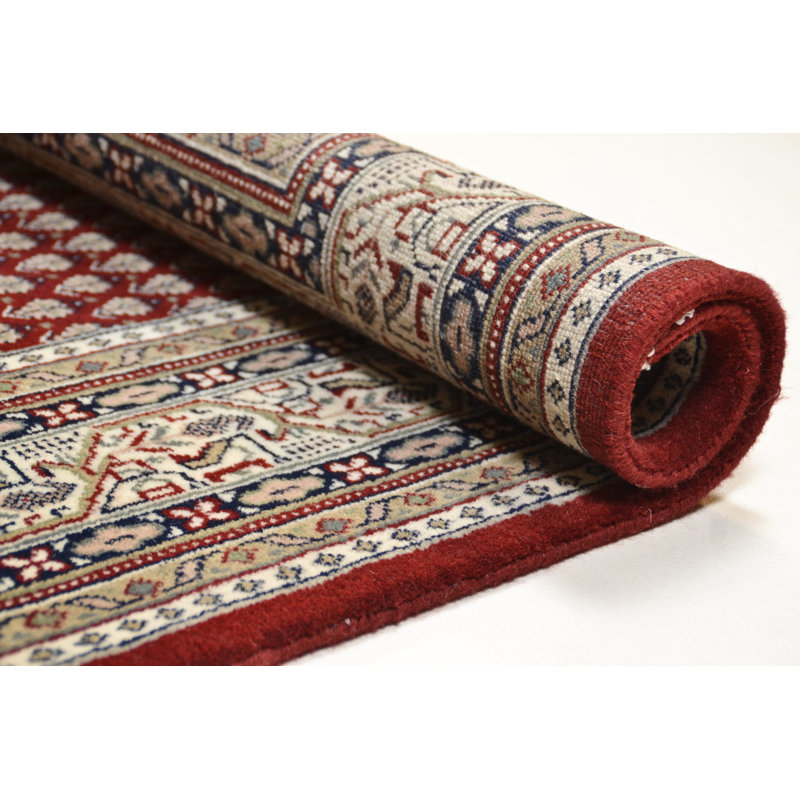 Haque Hand Woven Wool Red Indoor Rug, Rectangular 140 x 200cm