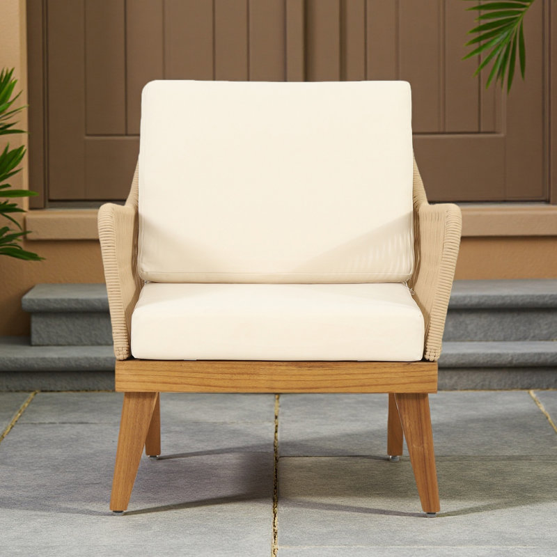 CHAISE CLUB