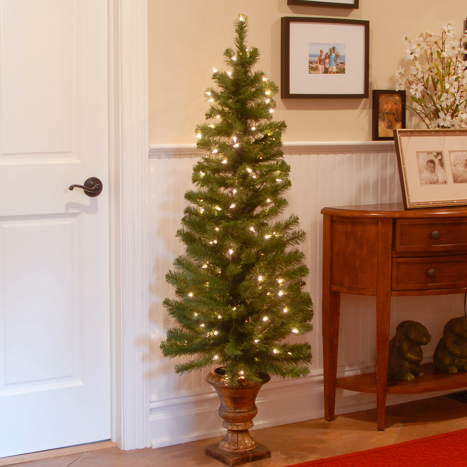 Pre-Lit Spruce Christmas Tree, 5'
