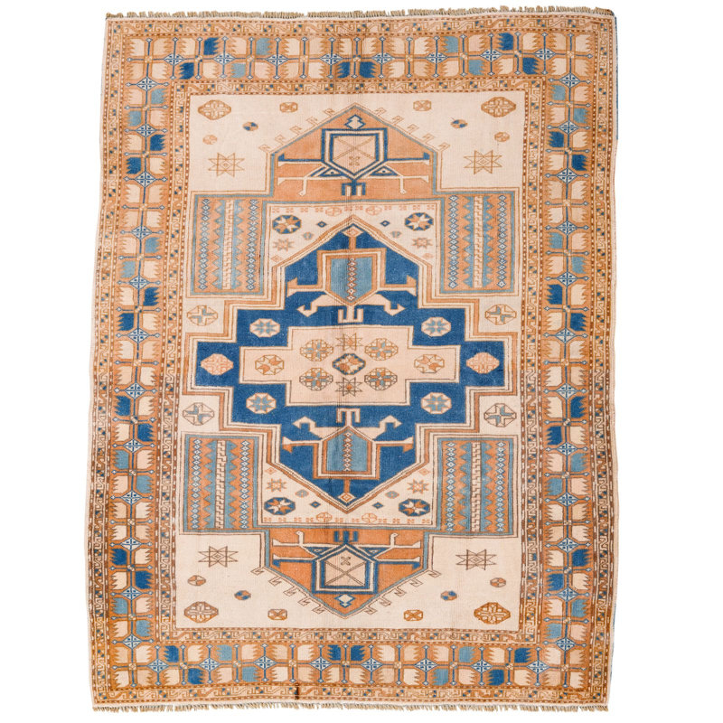 Tapis tribal unique en son genre