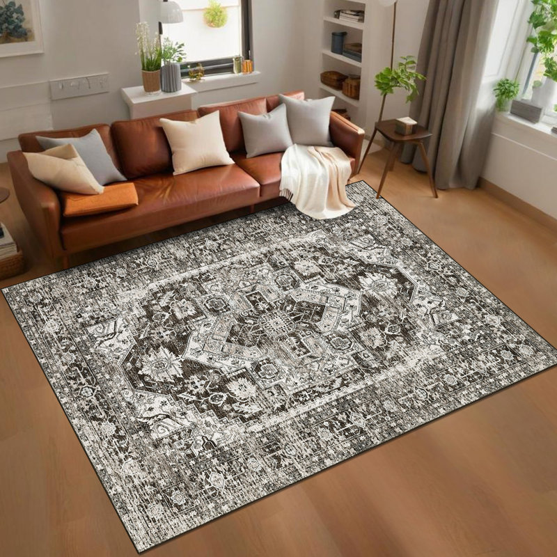 Boyce Washable Vintage Floral Area Rug for Living Room, Rectangle 5' x 7'