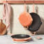 Le Creuset Signature Skillet-256120606-256120605