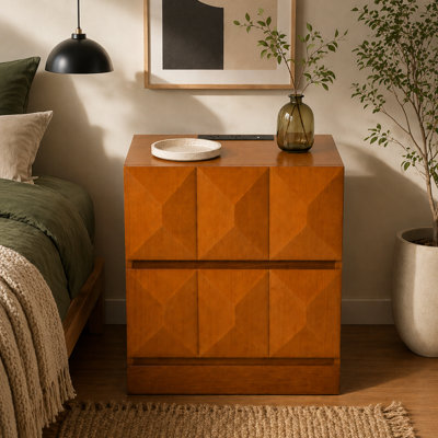 Grande table de chevet moderne avec station de charge, tiroirs de rangement en bois de 21,65 po de large, grande table de bout en bois naturel moyen pour la chambre à coucher et le salon