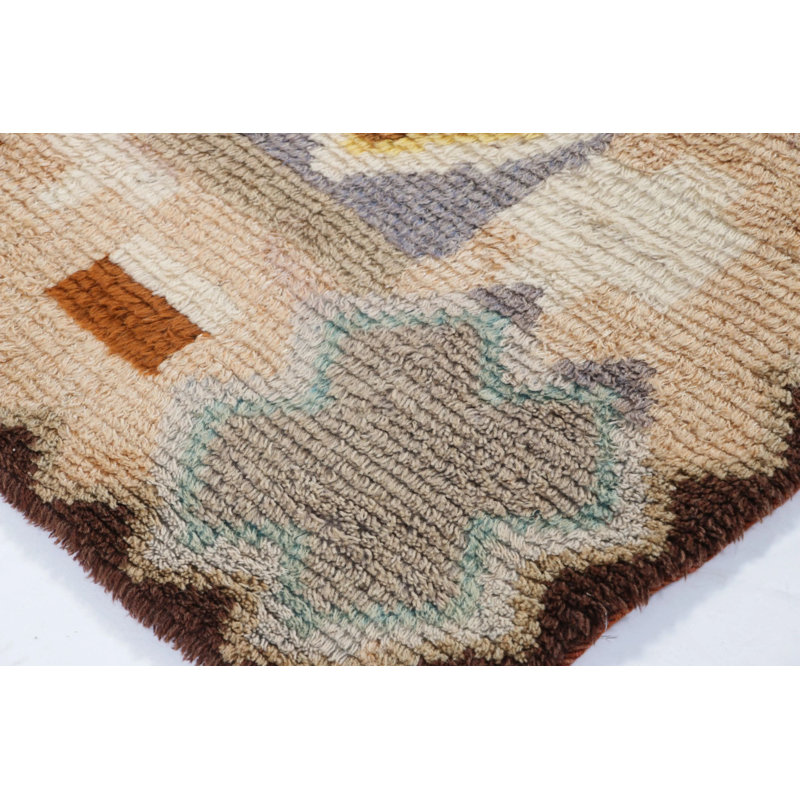 Vintage One-of-a-Kind 3'11" x 5'11" Hand Knotted Area Rug
