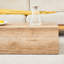 Table basse moderne en bois aggloméré avec texture en bois naturel et design élégant, parfaite pour rehausser tout espace de vie