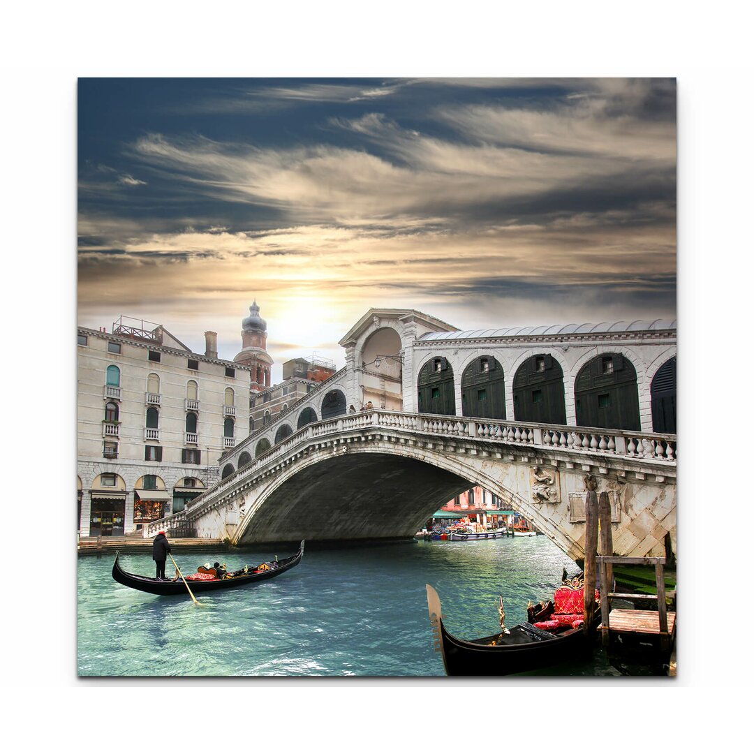 Leinwandbild Rialtobrücke mit Gondeln in Venedig