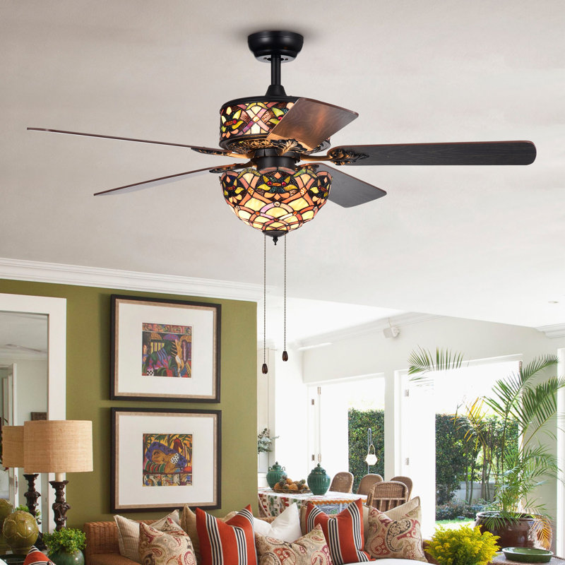 Ventilateur de plafond standard à 5 pales de 15 po avec chaîne de traction et ensemble d'éclairage inclus Isabeau