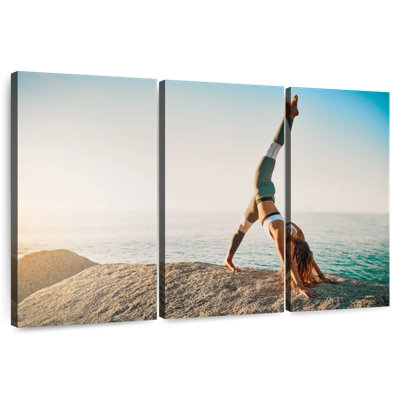 Senne yoga près de la plage
