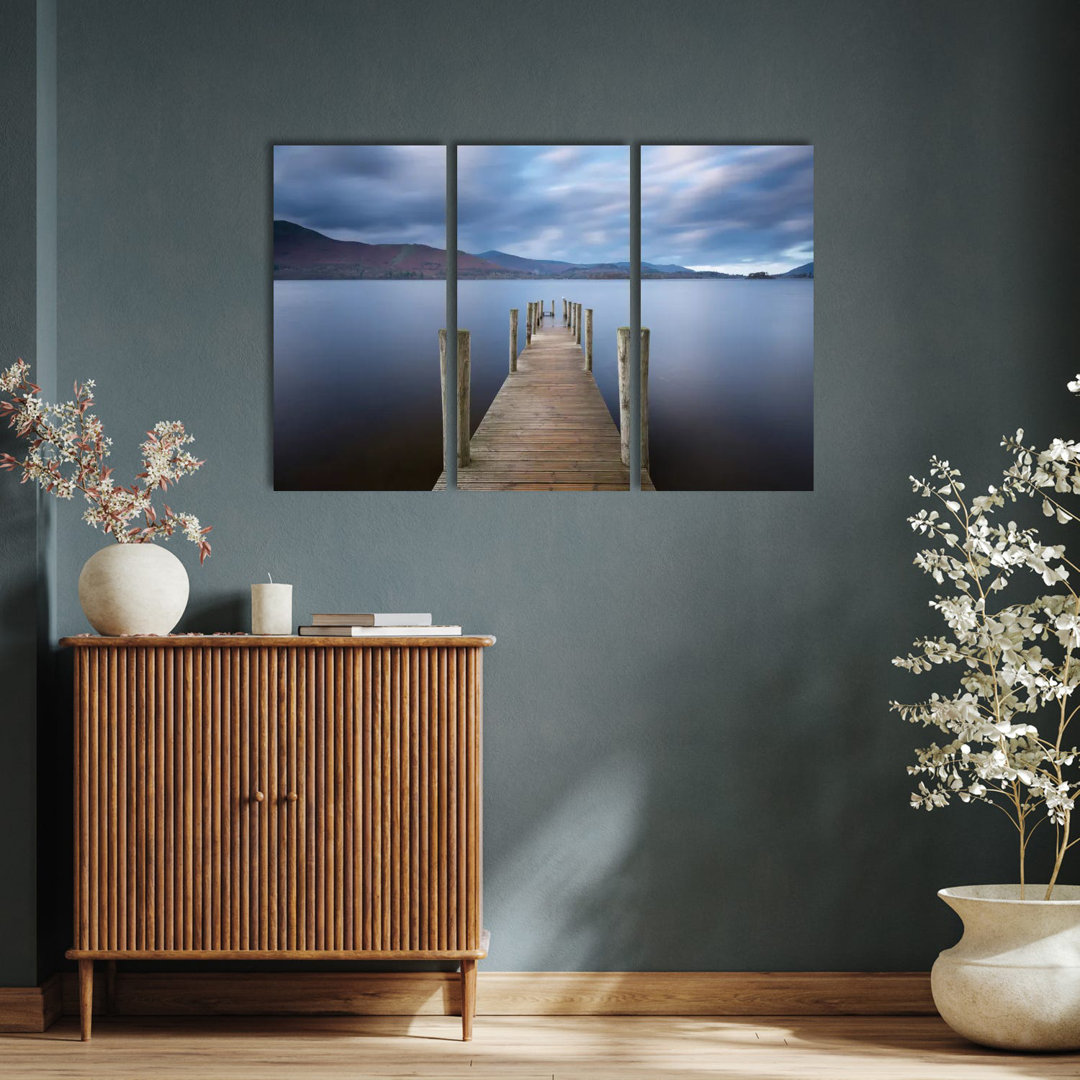 Derwentwater Jetty von Adam Burton - Galerie-verpackte Leinwand Giclée