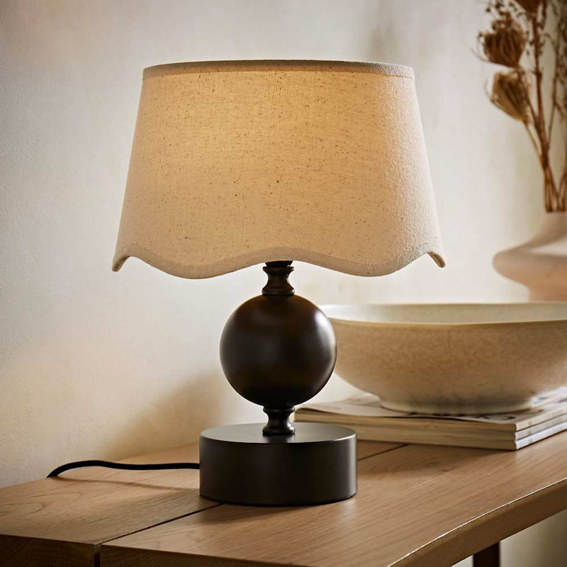 Coelho Metal Table Lamp