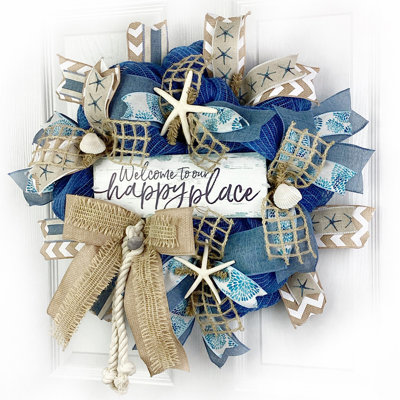 Welcome to Our Happy Place - Couronne décorative en maille 16 po