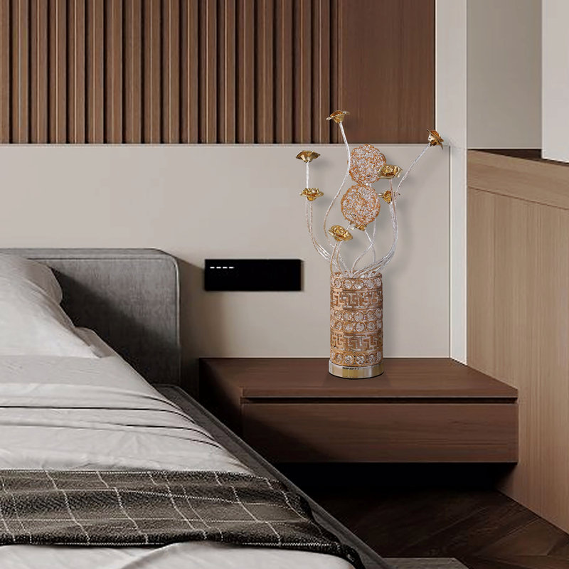 Lampe de table en aluminium et cuivre