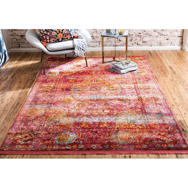 Tapis à motif oriental rouge Folmar, Rectangle 5 pi 5 po x 8 pi