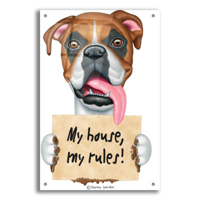 Boxer tenant une affiche boueuse sur plastique / acrylique