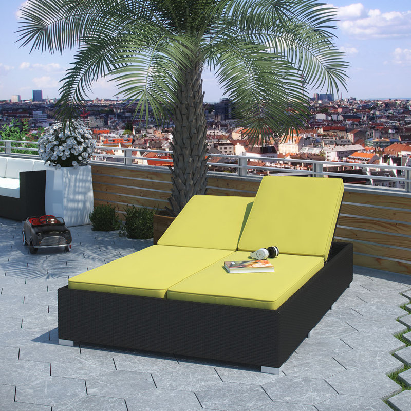 Evince Traditional Two-Seater Outdoor Espresso Wicker Patio Chaise Recliner, White