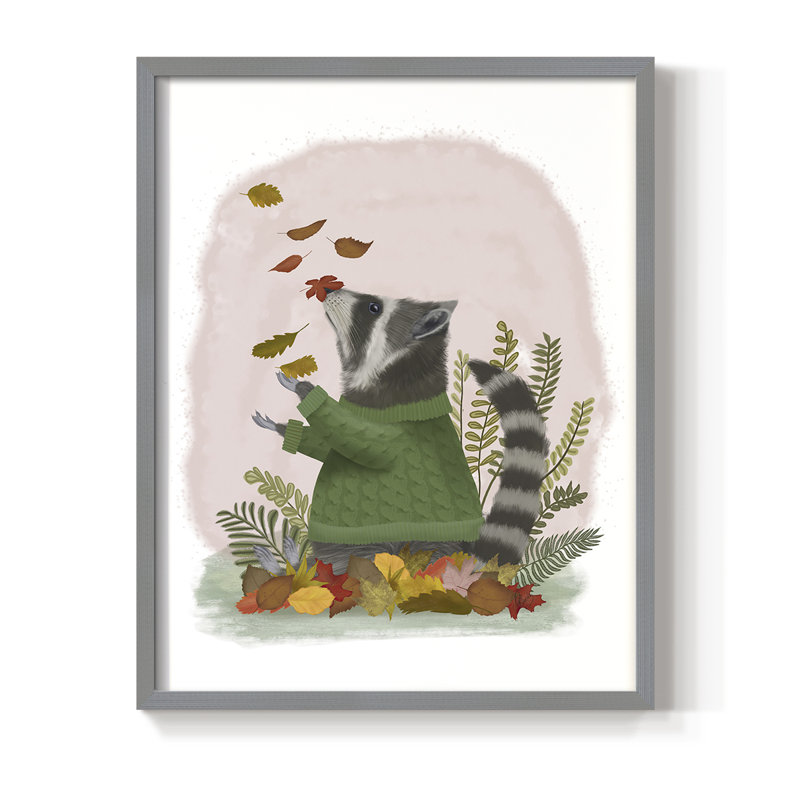 «Raccoon Catching Leaves», reproduction encadrée - bois massif, Gris, H 10 po x l 8 po