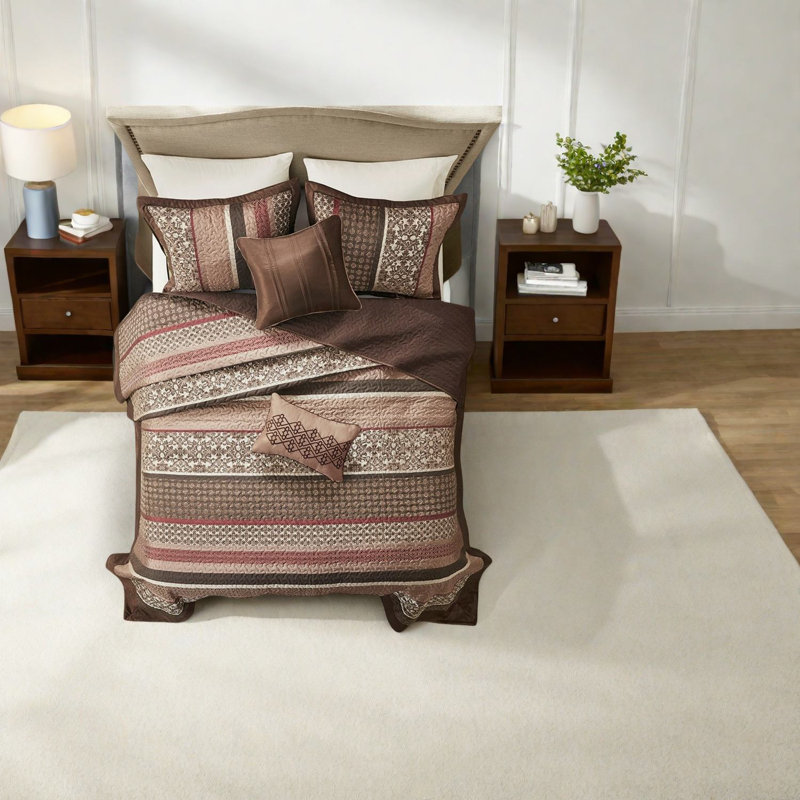 Elegant Jacquard Quilted Bedding Sets Cotton Comfort Red King