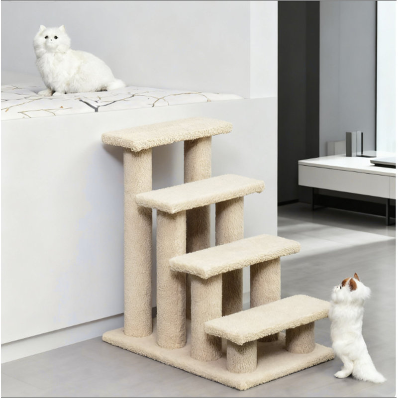 Arbre à chat avec plusieurs niveaux