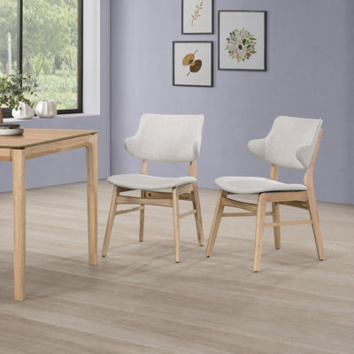 Chaise rembourrée en bois massif