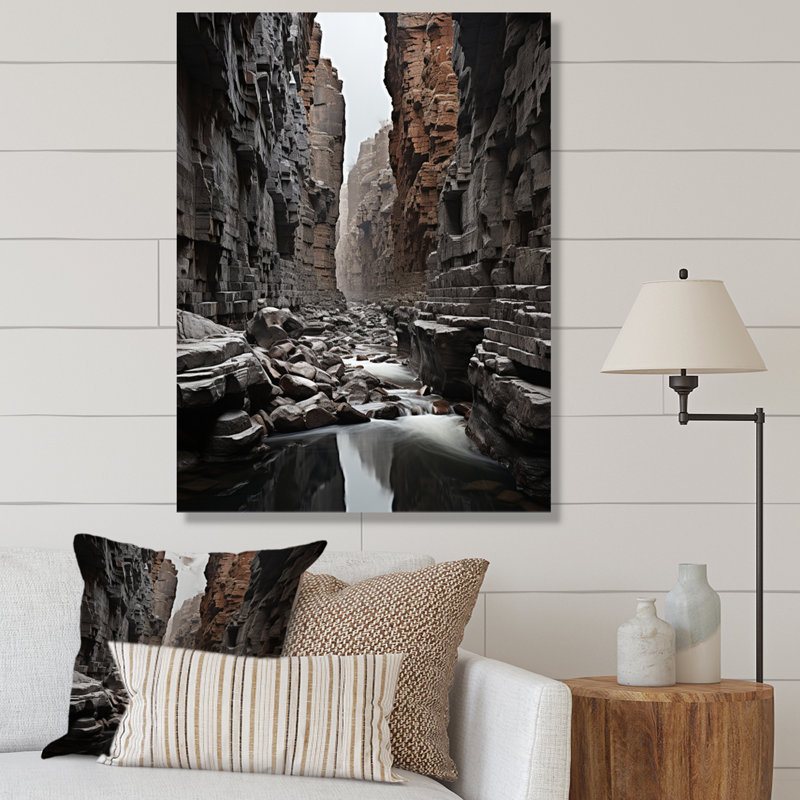 Barara Canyon Eroded Beauty II sur impression sur toile, H 44 po x l 34 po x P 1,5 po, Toile tendue