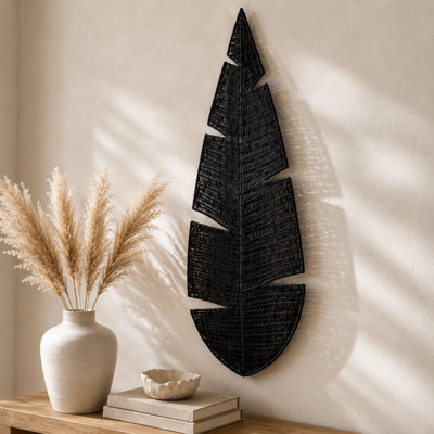 Shoreline Palm Black Wicker Coastal Wall Decor