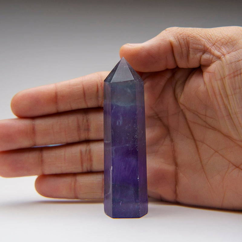 Fluorite véritable polie mauve / gris foncé de Chine (91 grammes)