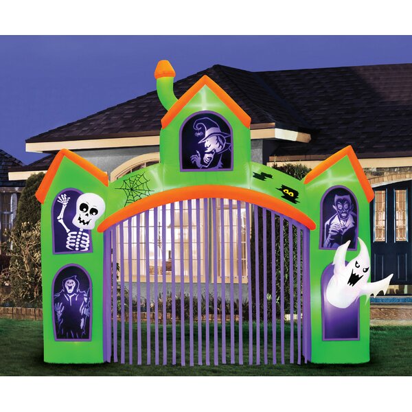 The Holiday Aisle® Haunted with Projection Silhouette Archway & Reviews ...